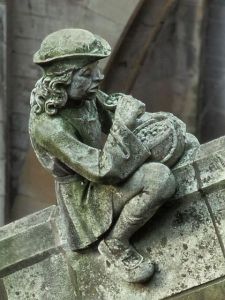 Luchtboogbeeldje van de erwtenman